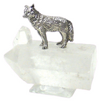 Wolf on Quartz