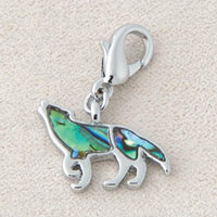 Howling Wolf Pin and Clip